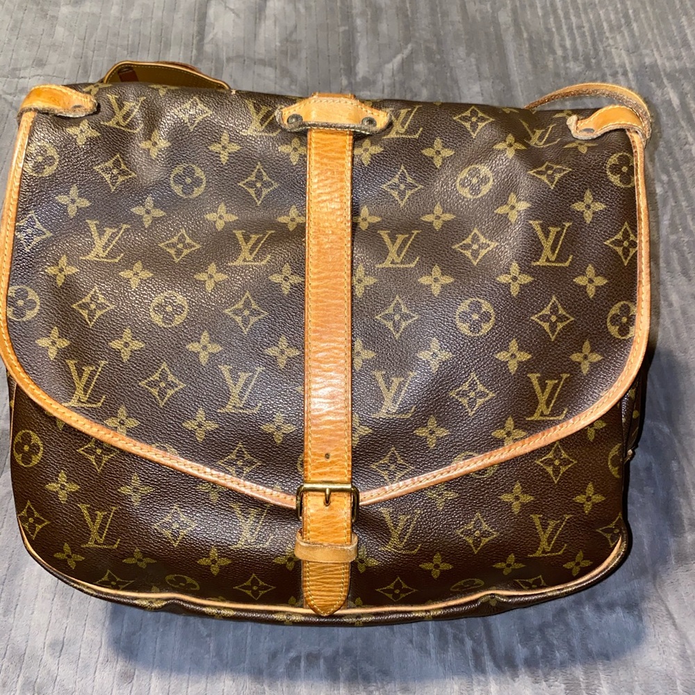 Louis Vuitton Monogram Saumur MM